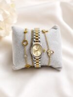Watch with bracelets