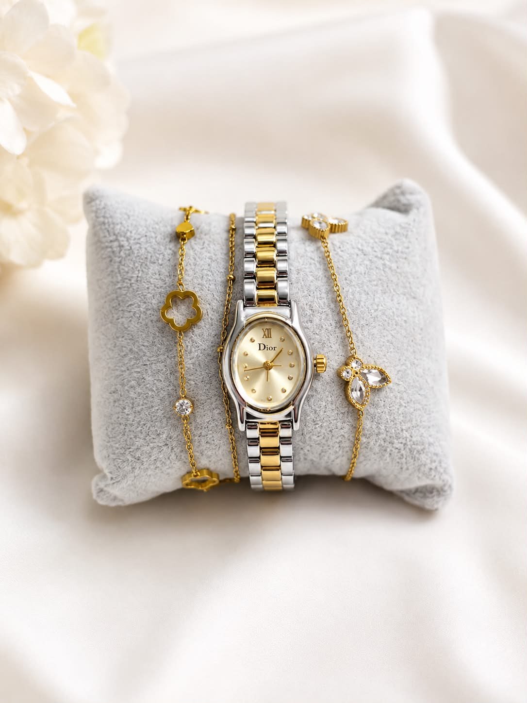 WhatsApp Image 2026-06-24 at 6.27.01 PM Watch with bracelets - Image 1