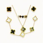 Royale Clover Jewelry Gift Set